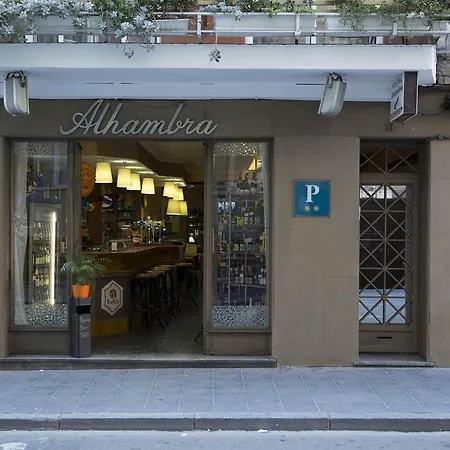 Residencia Alclausell بيت شباب